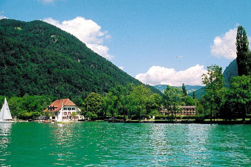 Neuhaus Golf- & Strandhotel Unterseen Exterior photo